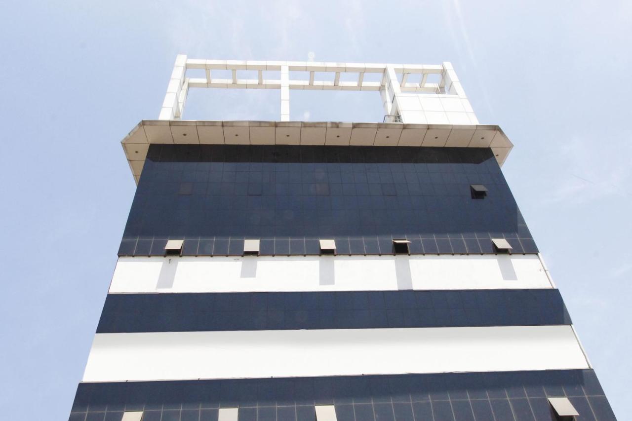 Capital O 64773 Horizon Heights Serviced Apartments Coimbatore Esterno foto